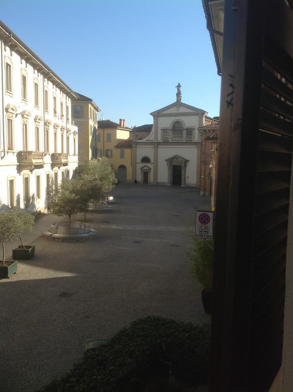 Antica Trattoria Dell'Uva Hotel Monza Bagian luar foto