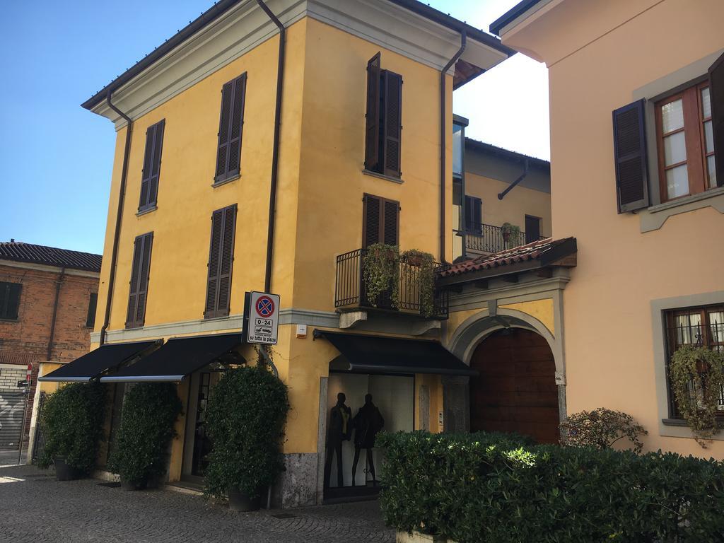 Antica Trattoria Dell'Uva Hotel Monza Bagian luar foto