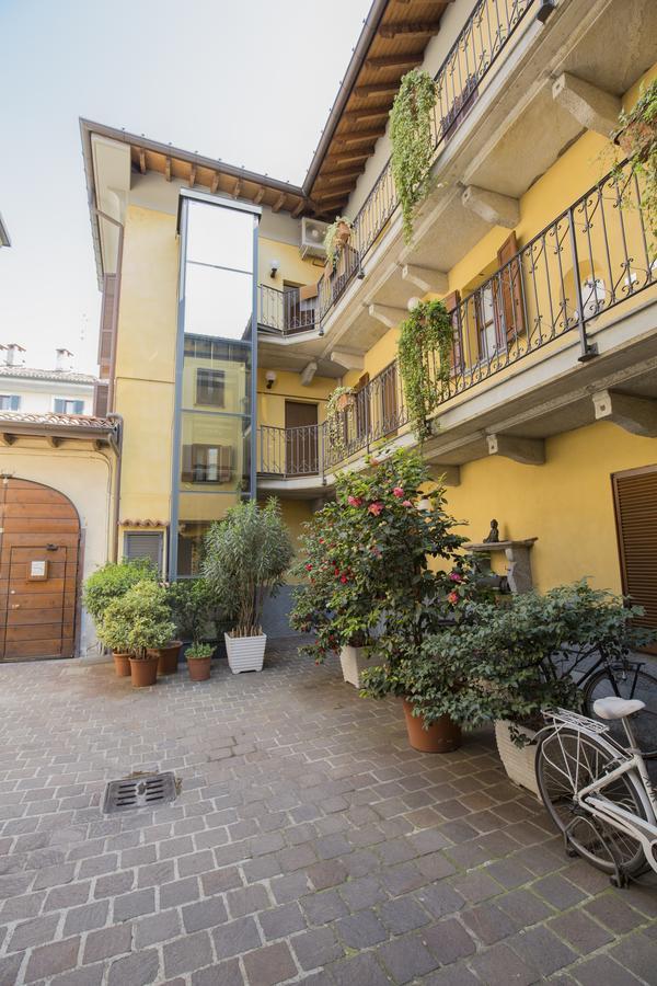 Antica Trattoria Dell'Uva Hotel Monza Bagian luar foto